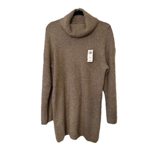 Abercrombie &Fitch Loose Turtleneck Sweater Dress Tan Size M NWT - Picture 1 of 5